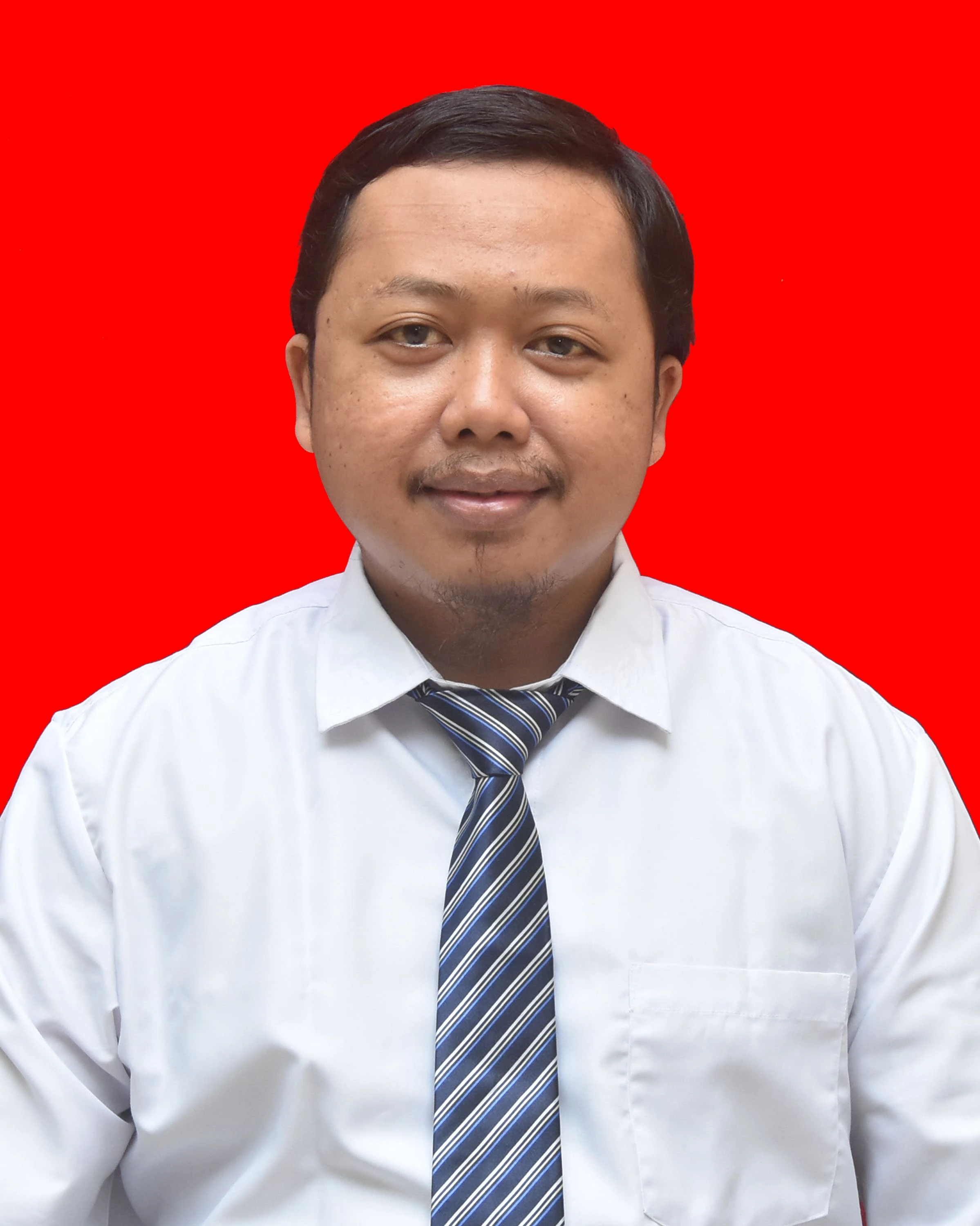 Foto  Agus Luthfi, M.Pd.I